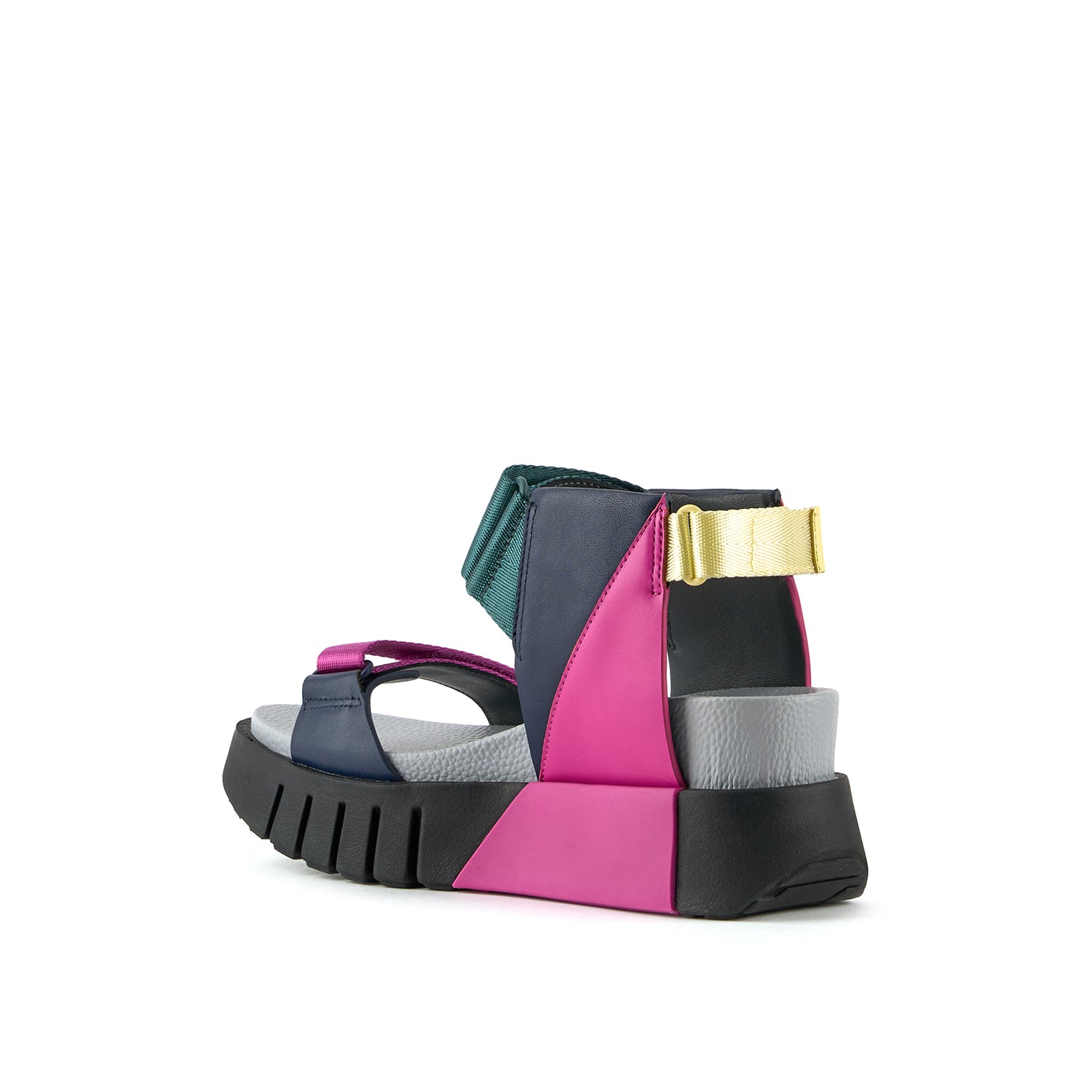 Delta Run – United Nude