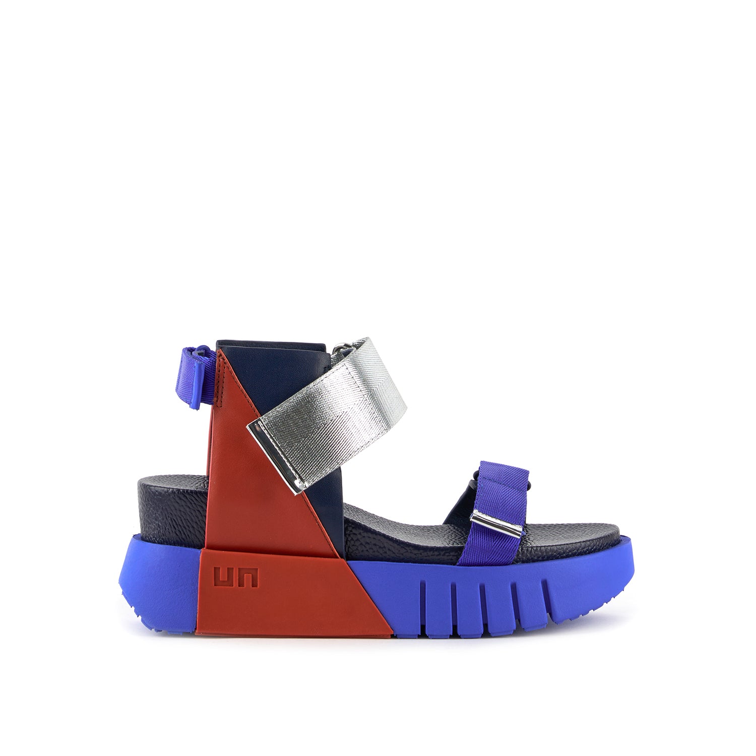 Delta Run – United Nude