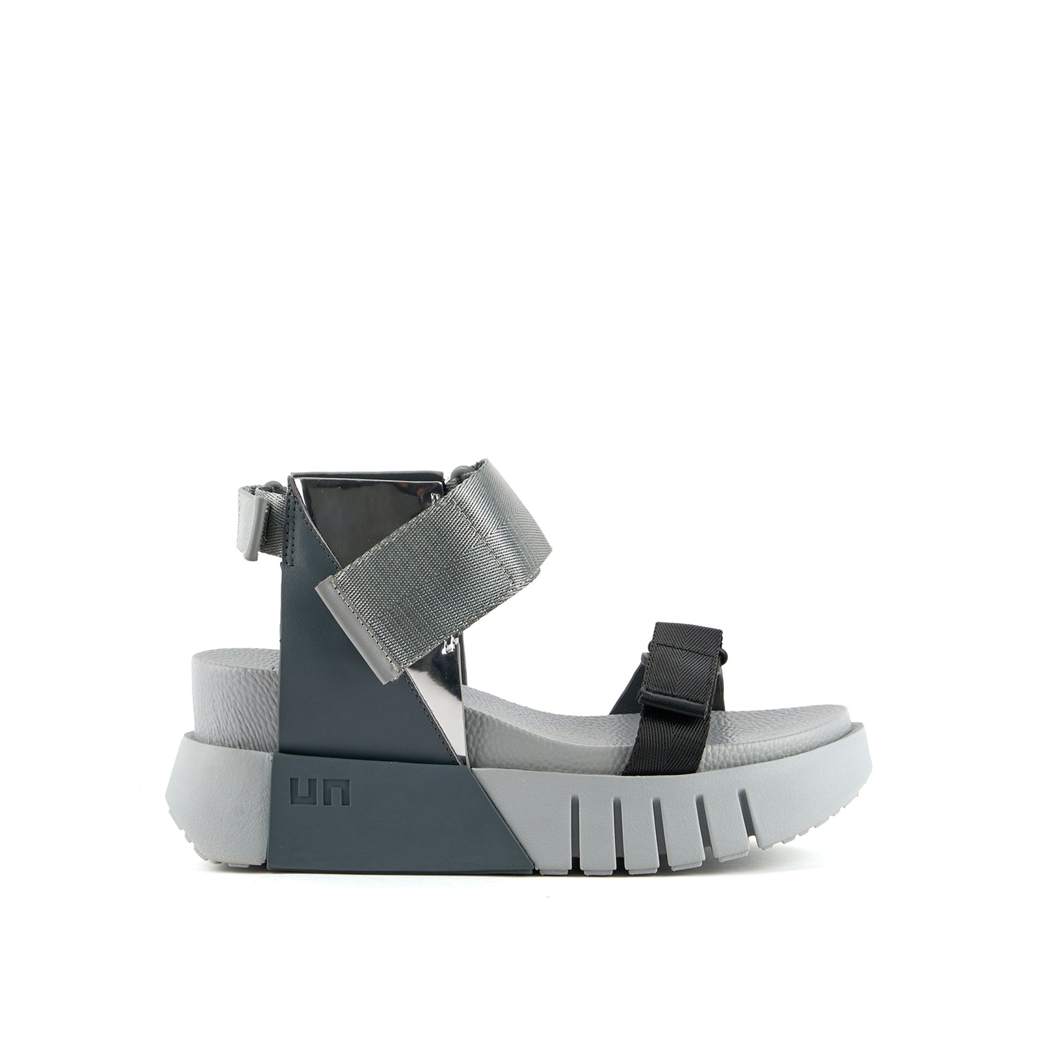 Delta Run – United Nude