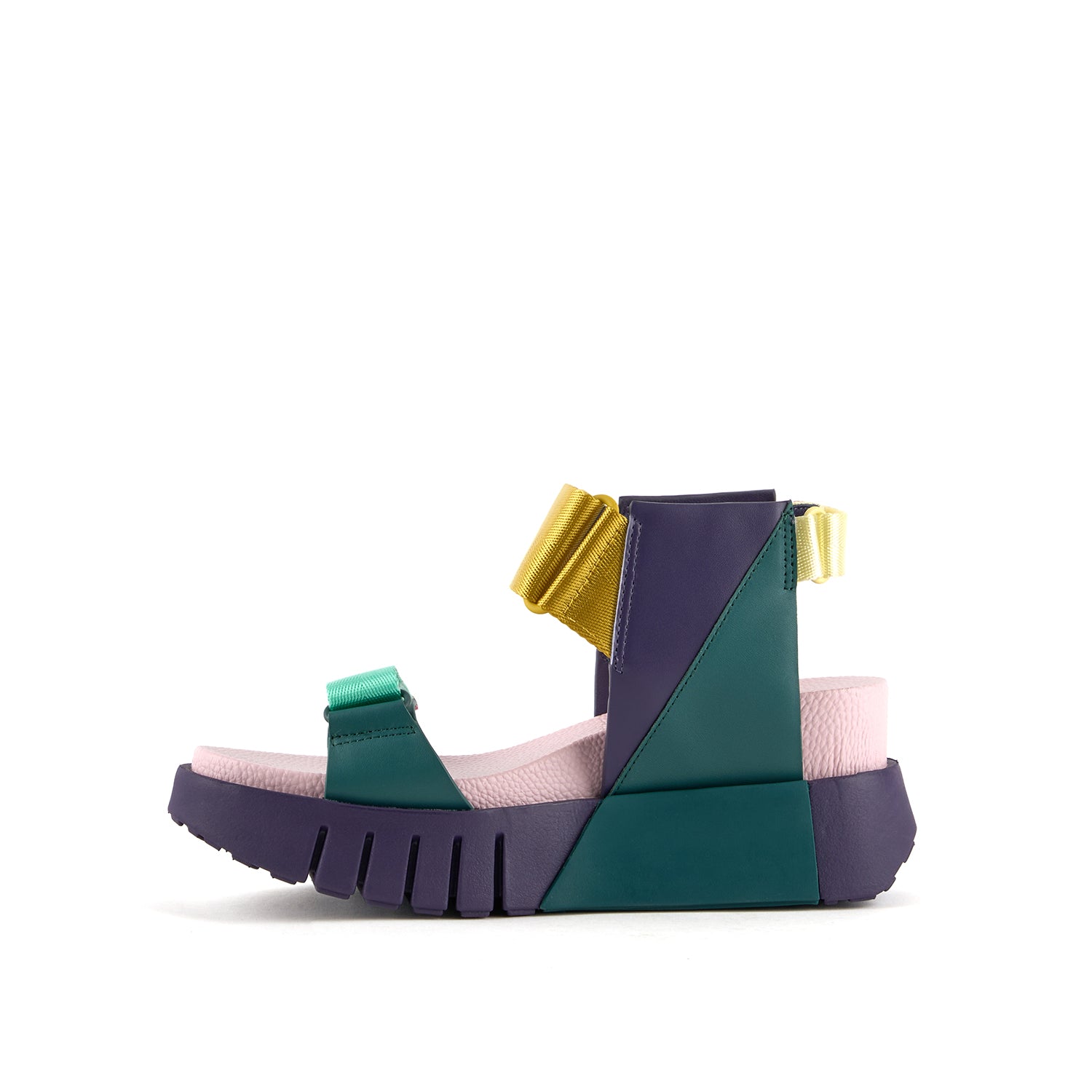 Delta Run – United Nude