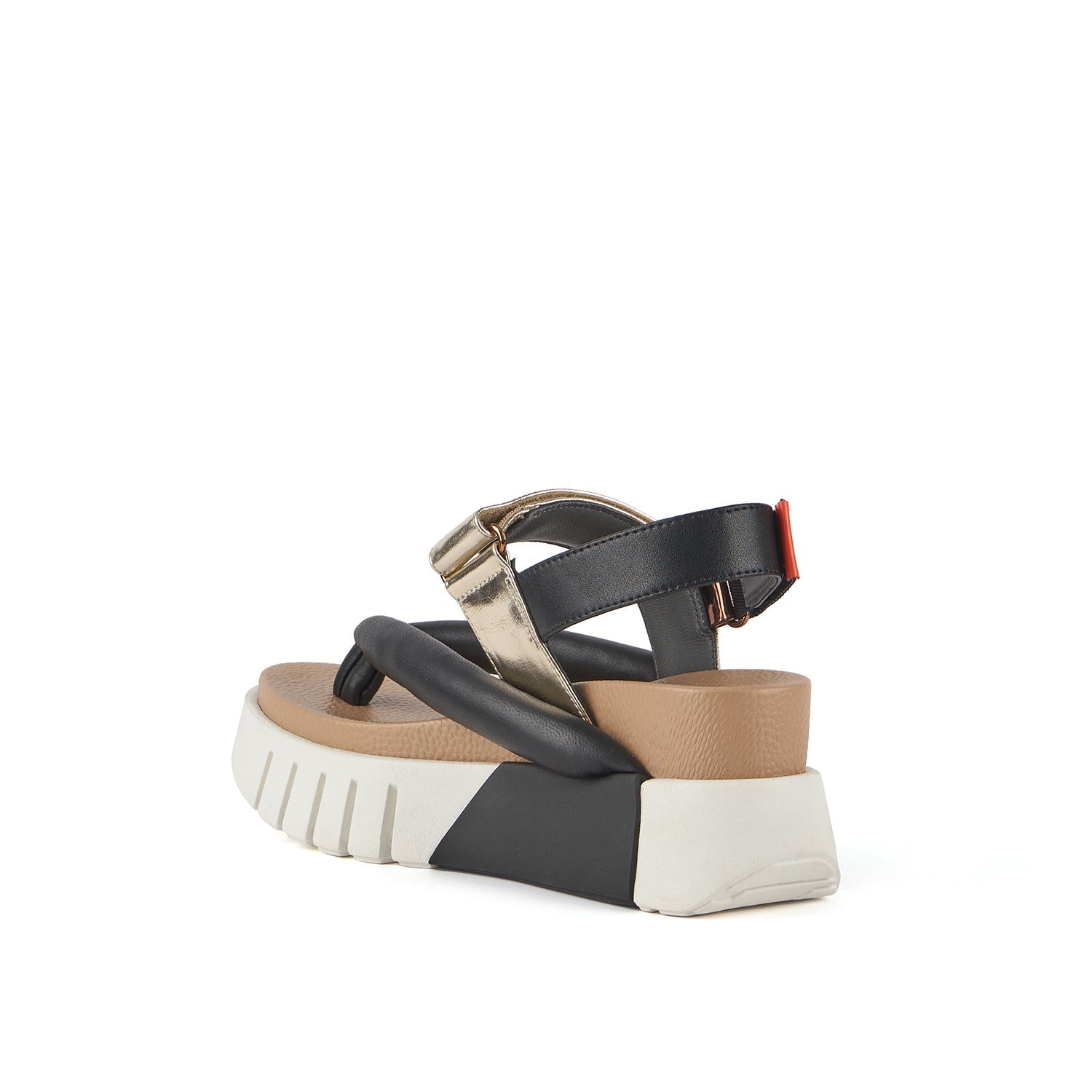 Delta Tong – United Nude