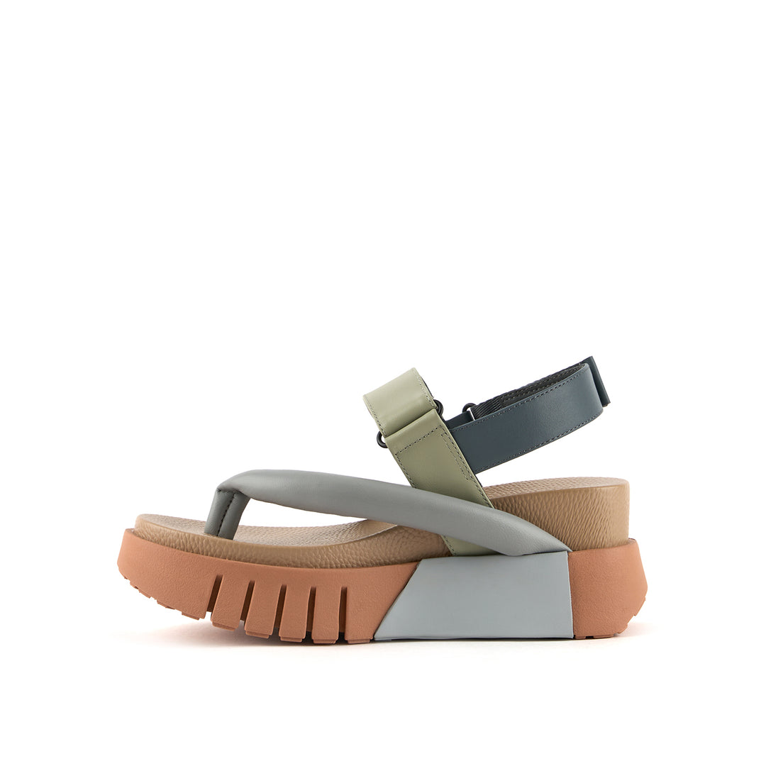 delta tong sierra 3 inside