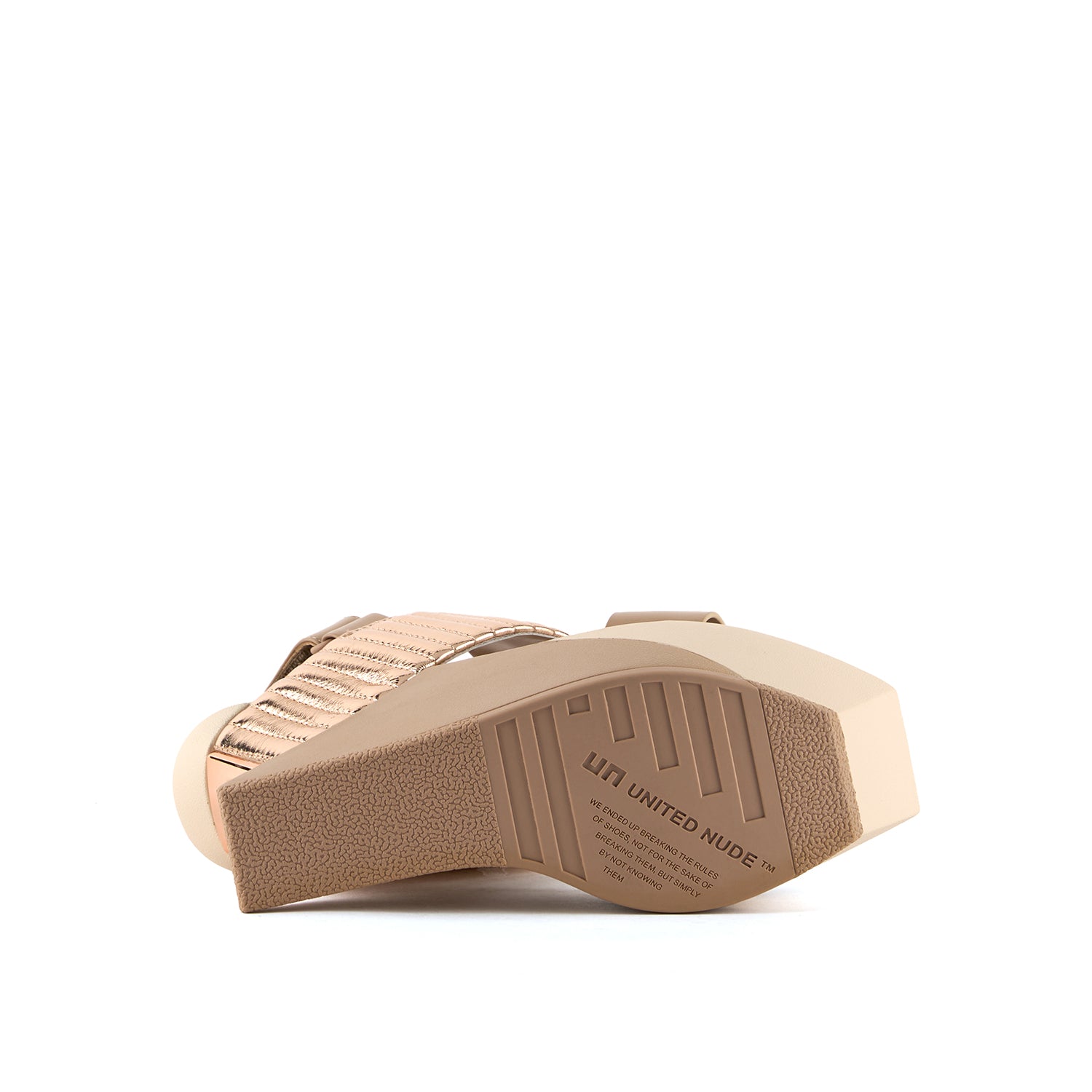Delta Wedge Puffier – United Nude