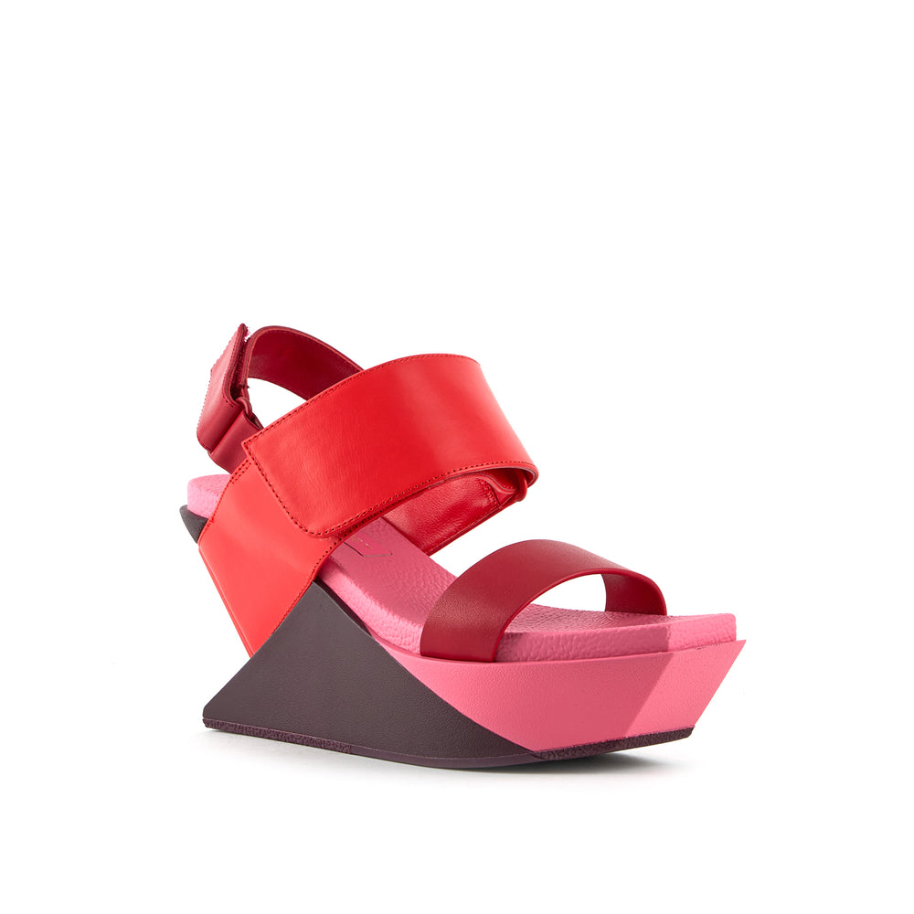 delta wedge sandal lily 2 angle out