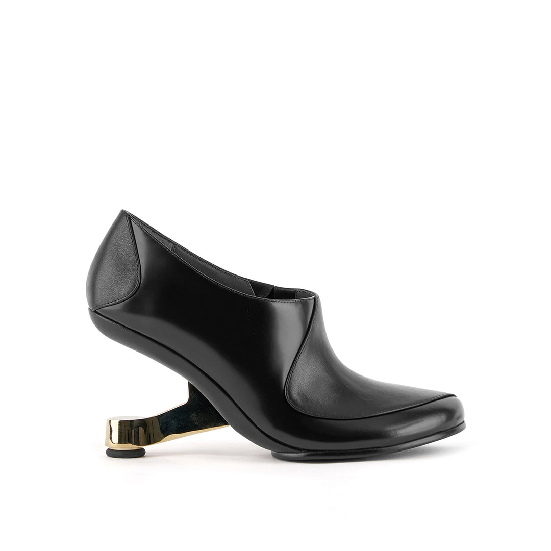eamz dana black gold 1 outside view