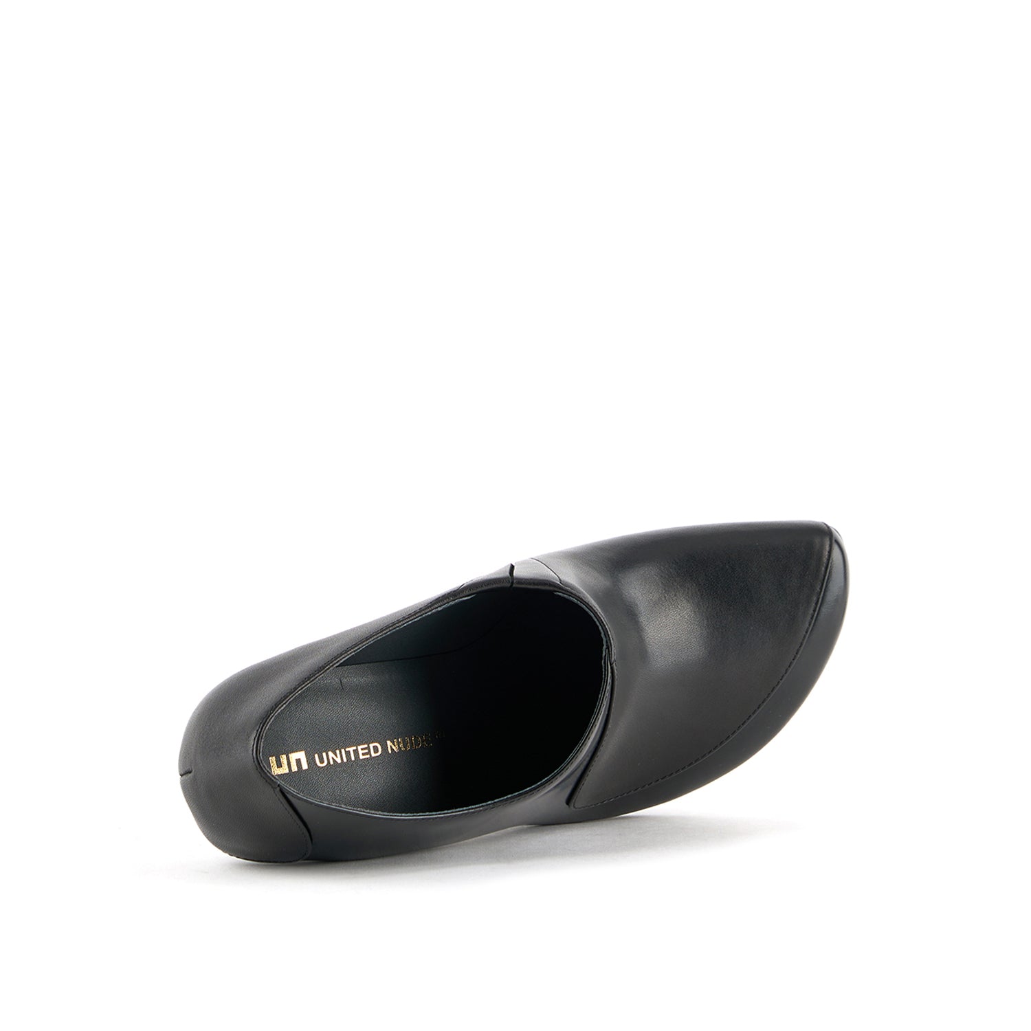 Eamz Dana – United Nude