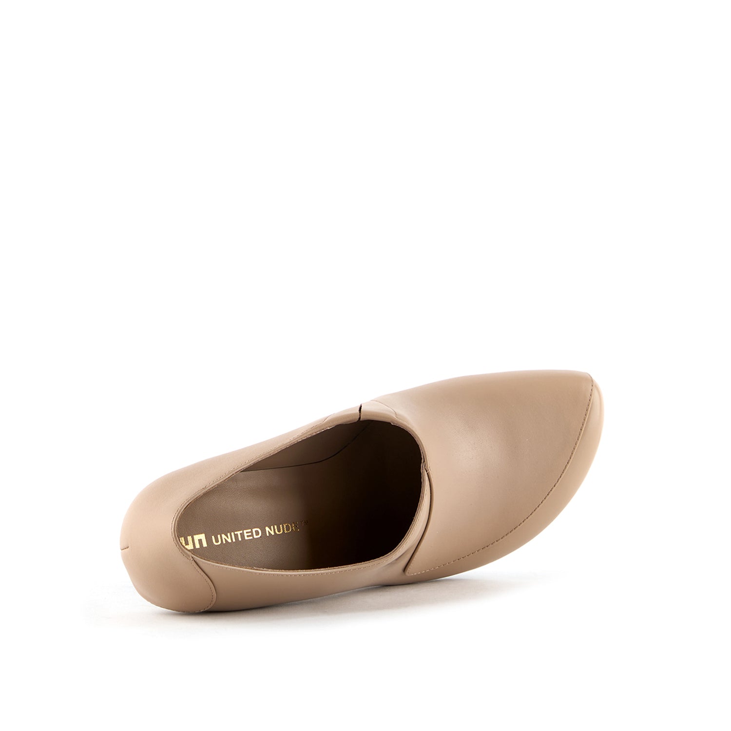Eamz Dana – United Nude
