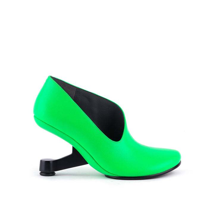 eamz ella fluo green 1 outside