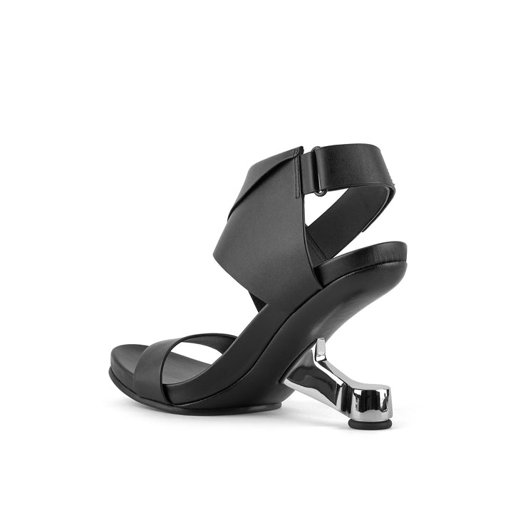 eamz polo black 4 angle in