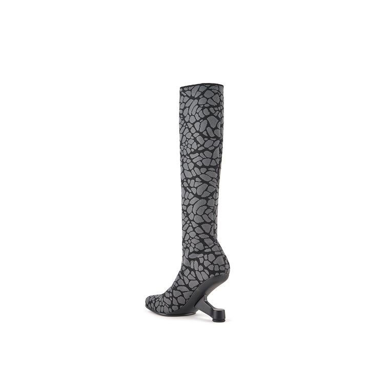 eamz sock boot graphite 4 angle in view