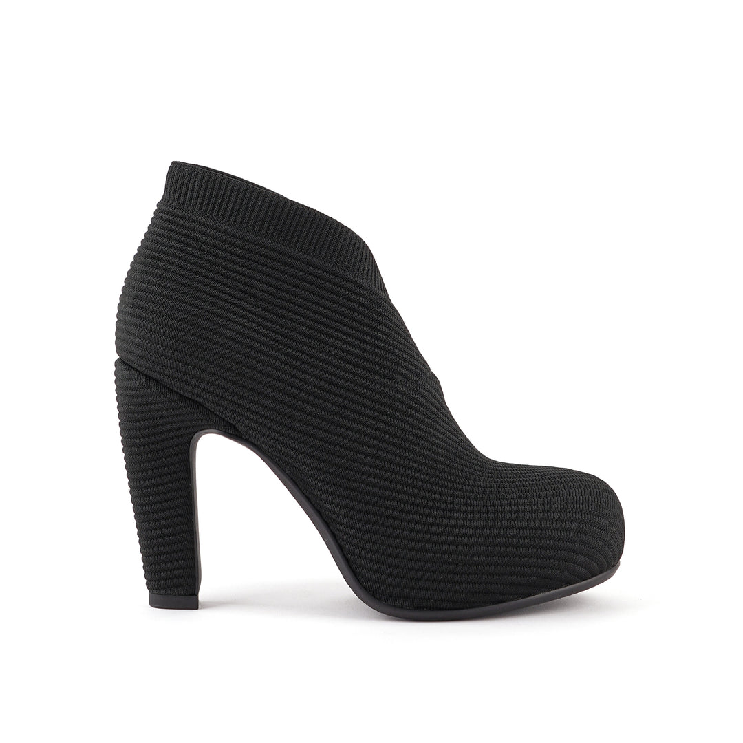 fold hi ii black knit ii 1 outside
