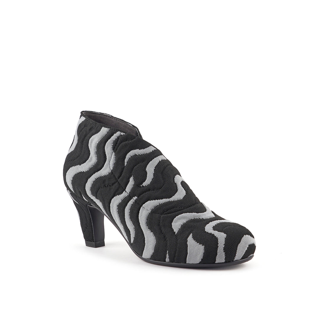 fold mid black grey 2 angle out