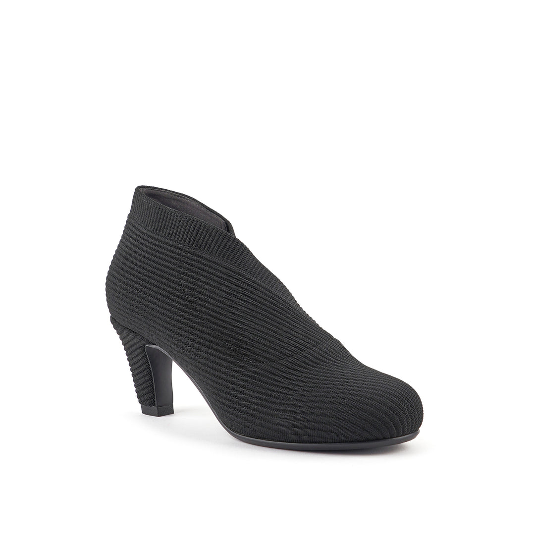 fold mid black knit ii 2 angle out