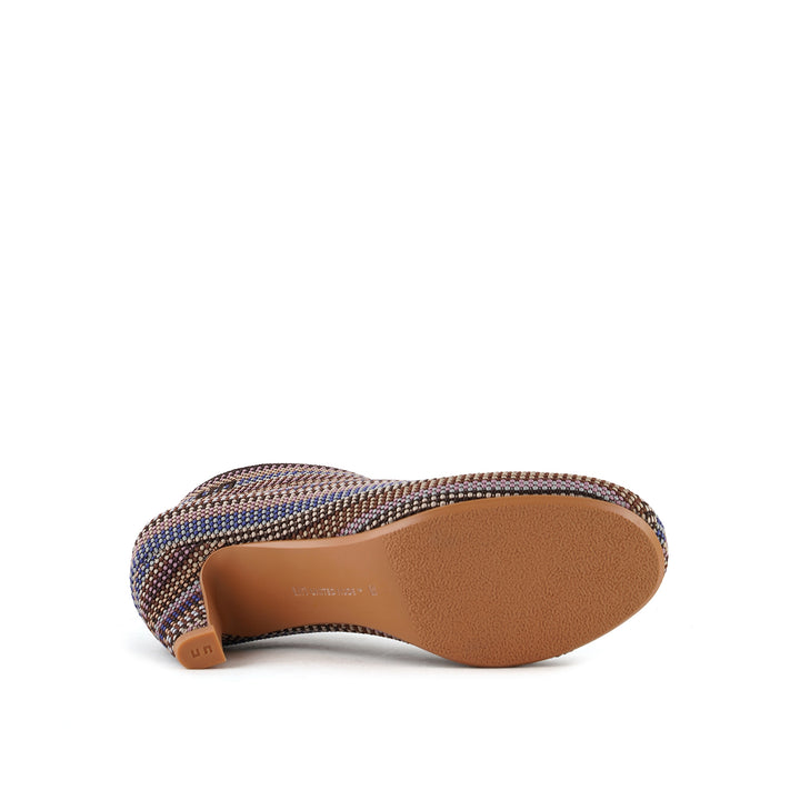fold mid caramel 6 bottom view