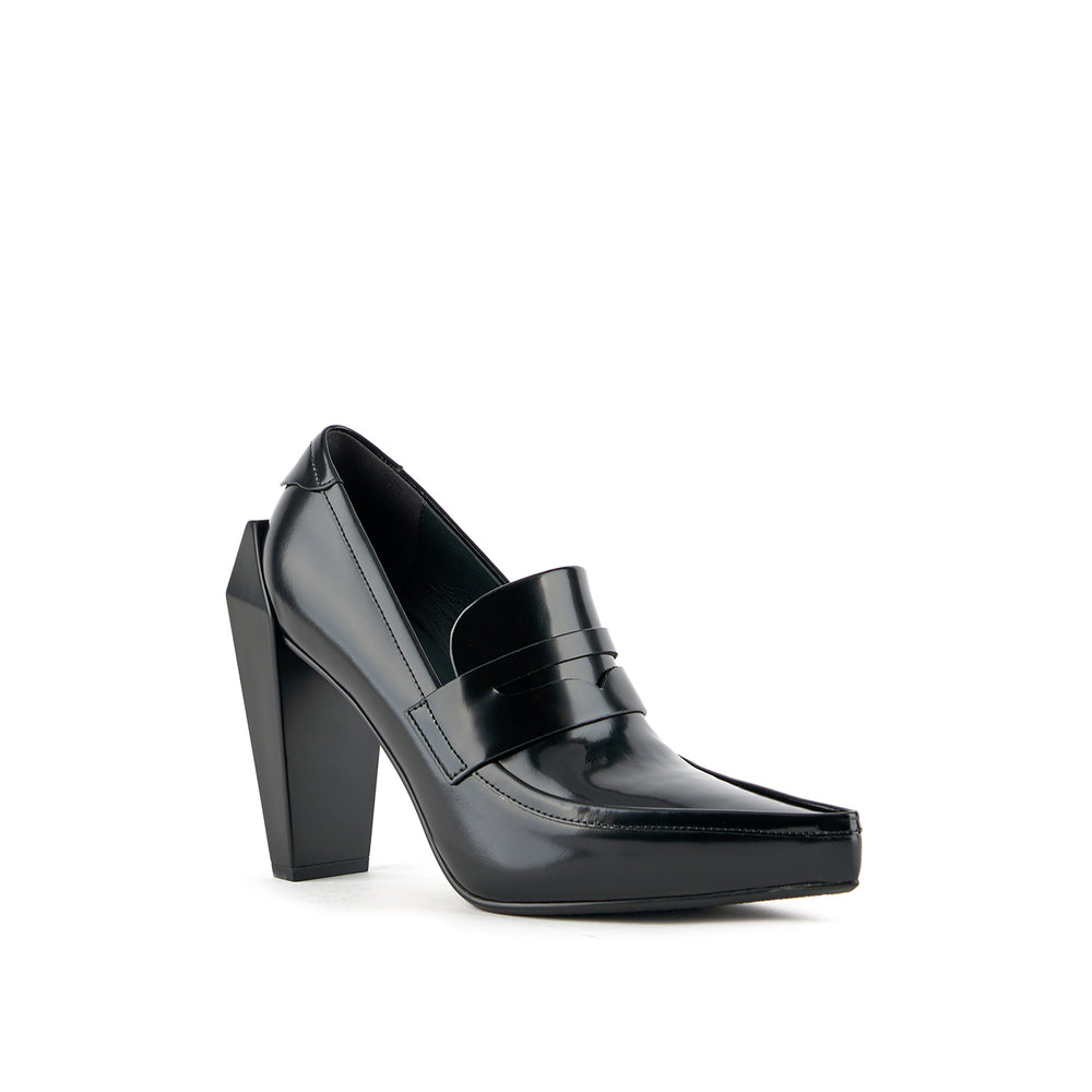 gem loafer hi black 2 angle out view