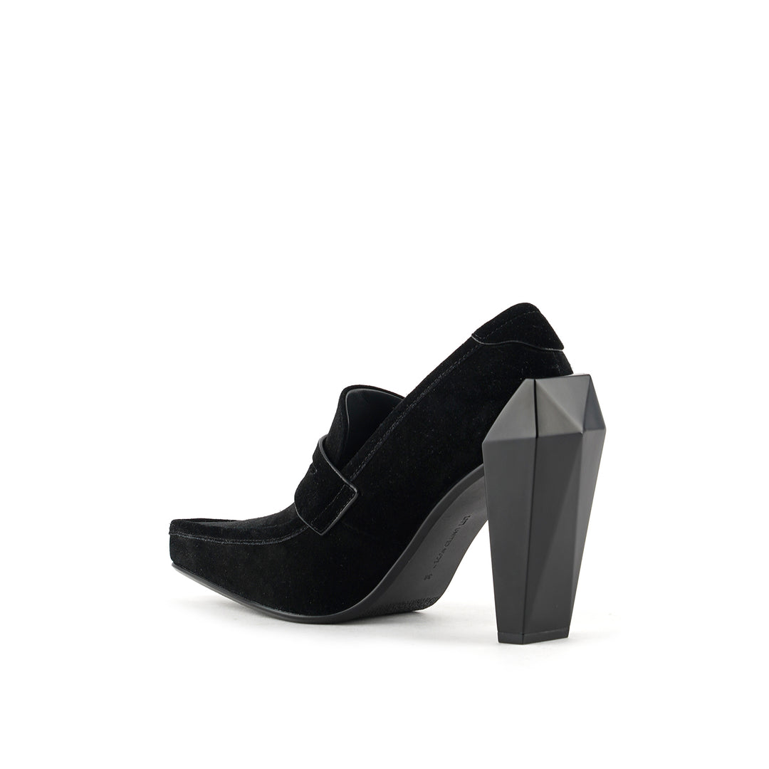 gem loafer hi black ii 4 angle in view