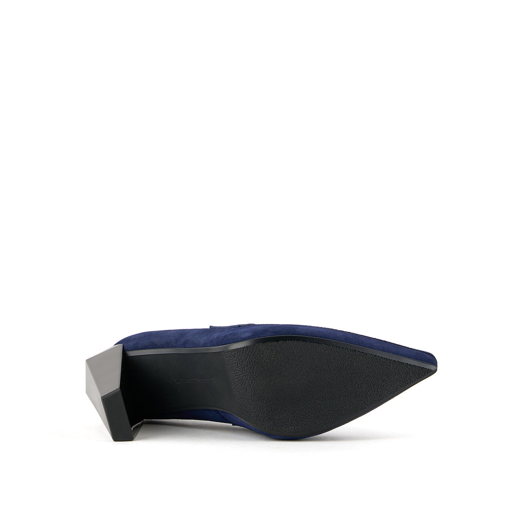 gem loafer hi midnight blue 6 bottom view