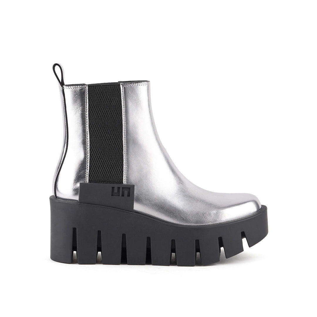 grip chelsea lo v silver 1 outside