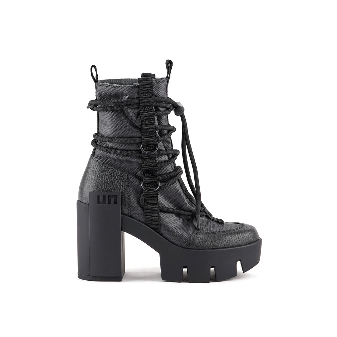 grip desert mid black 1 outside