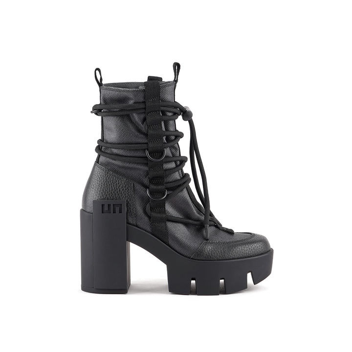 grip desert mid black 1 outside
