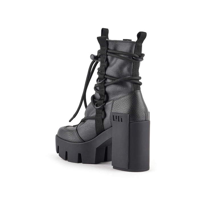 grip desert mid black 4 angle in