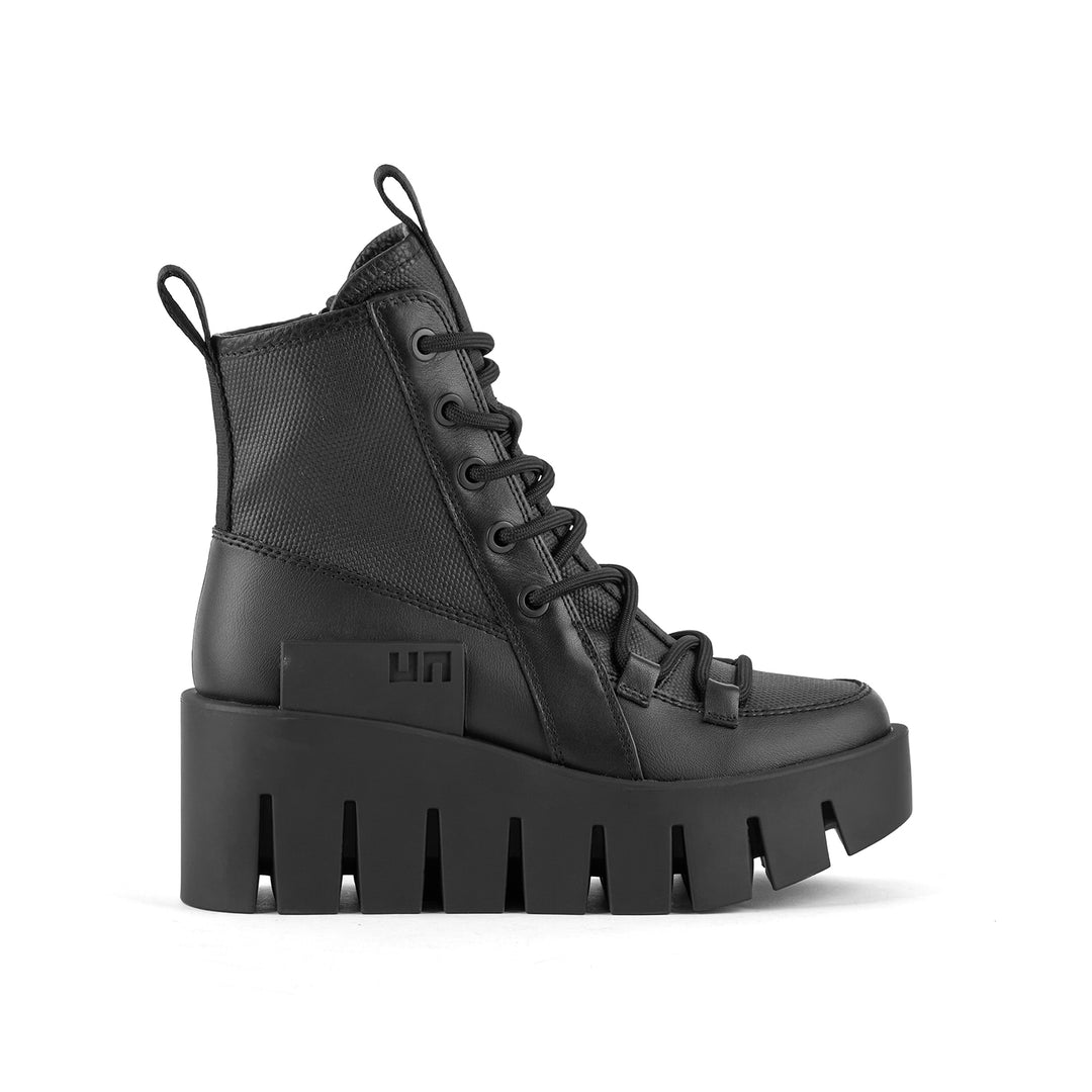 grip explorer lo black ii 1 outside view