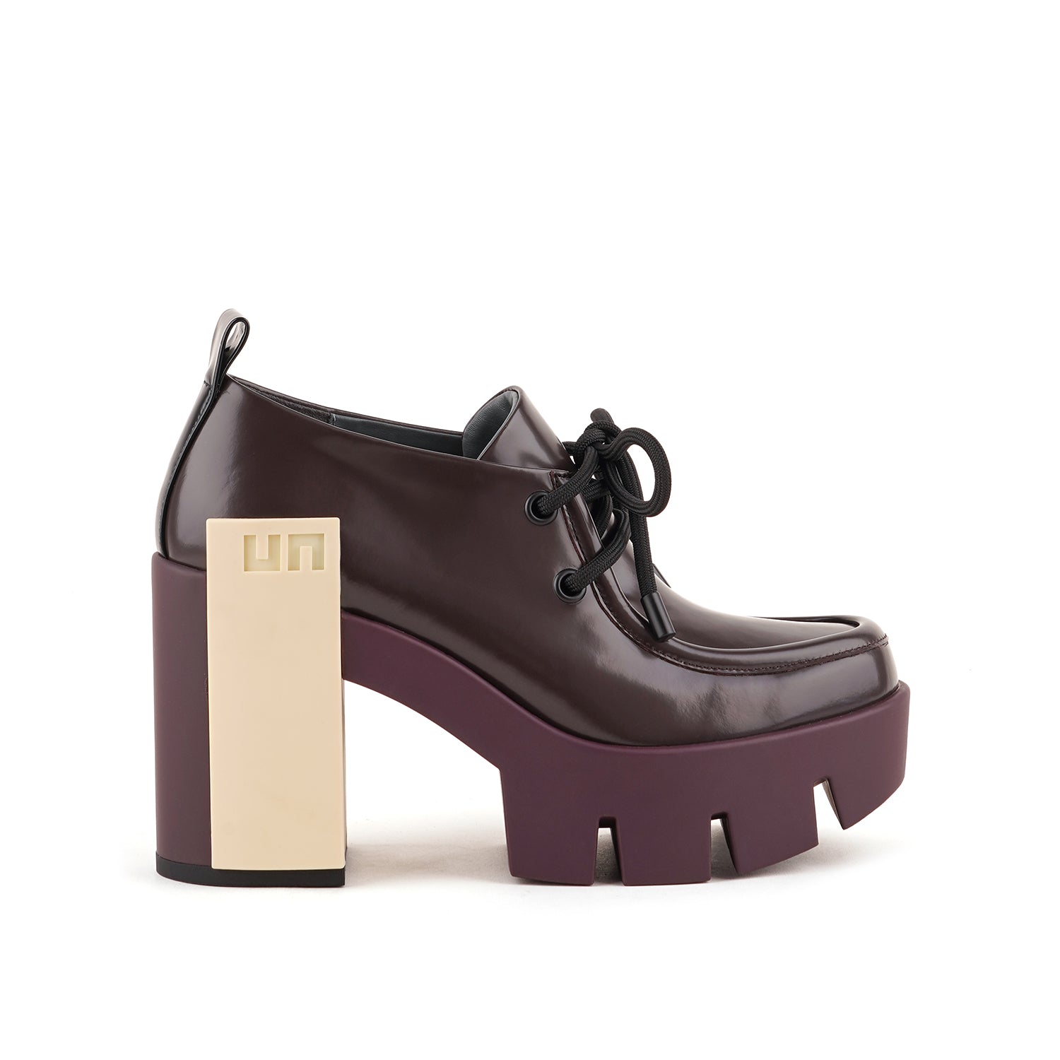Grip – United Nude