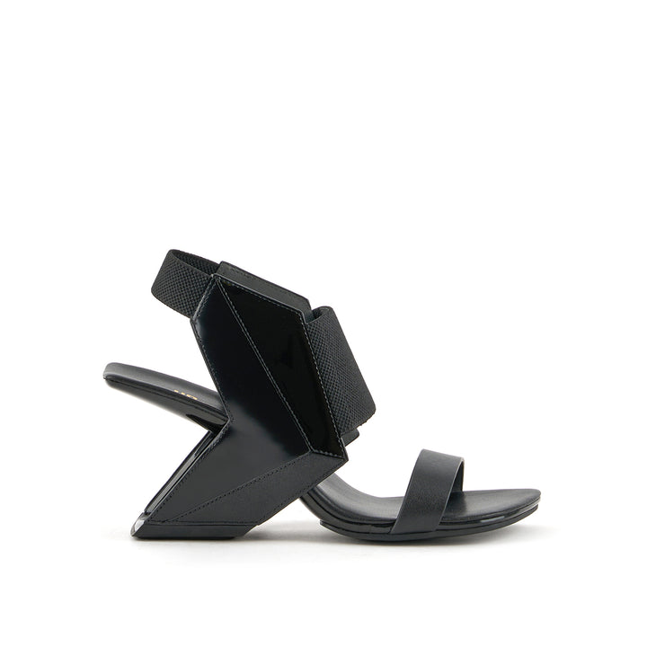 loop 3d hi black 1 outside