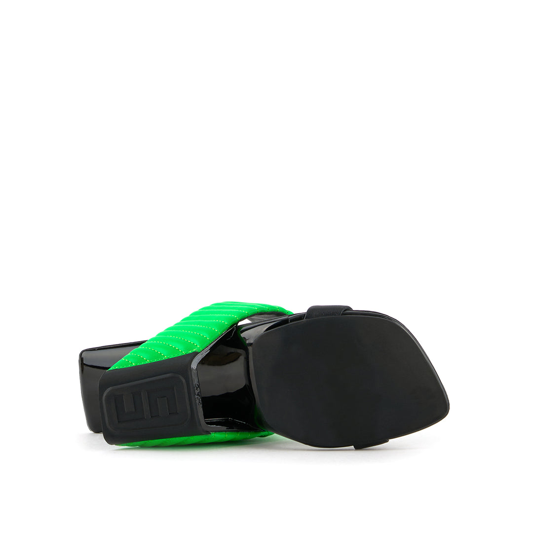 loop hi fluo green puffier 6 bottom