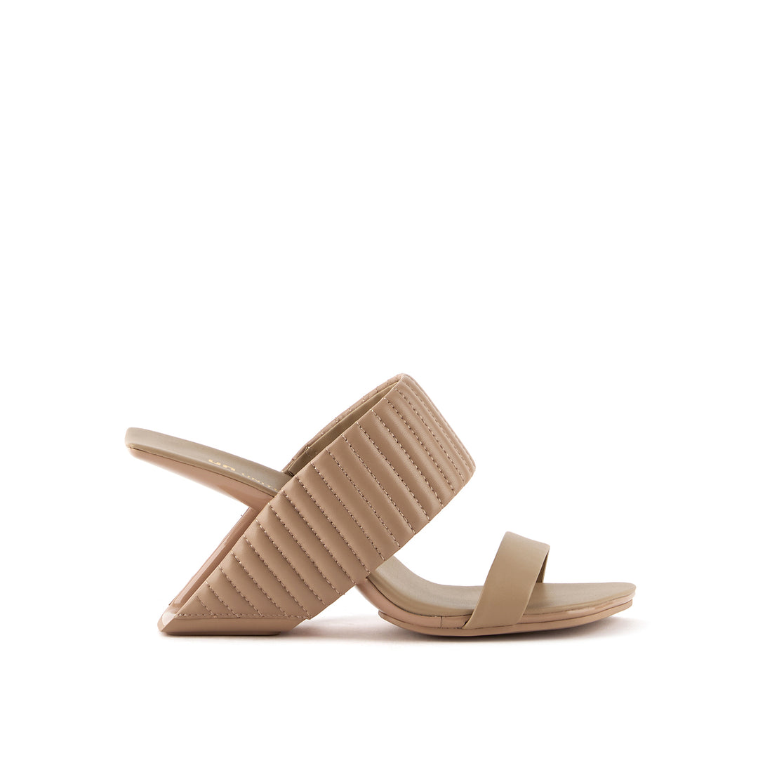 loop hi timeless taupe puffier 1 outside