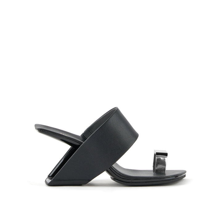 loop toe hi cube ring black 1 outside