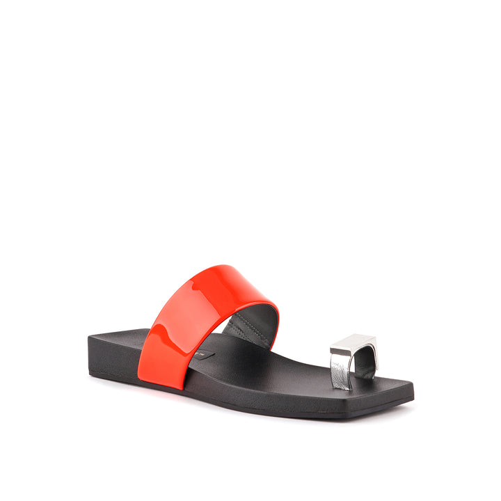 loop toe lo cube ring fluo red 2 angle out