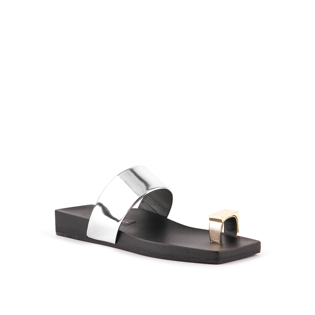 loop toe lo cube ring silver 2 angle out