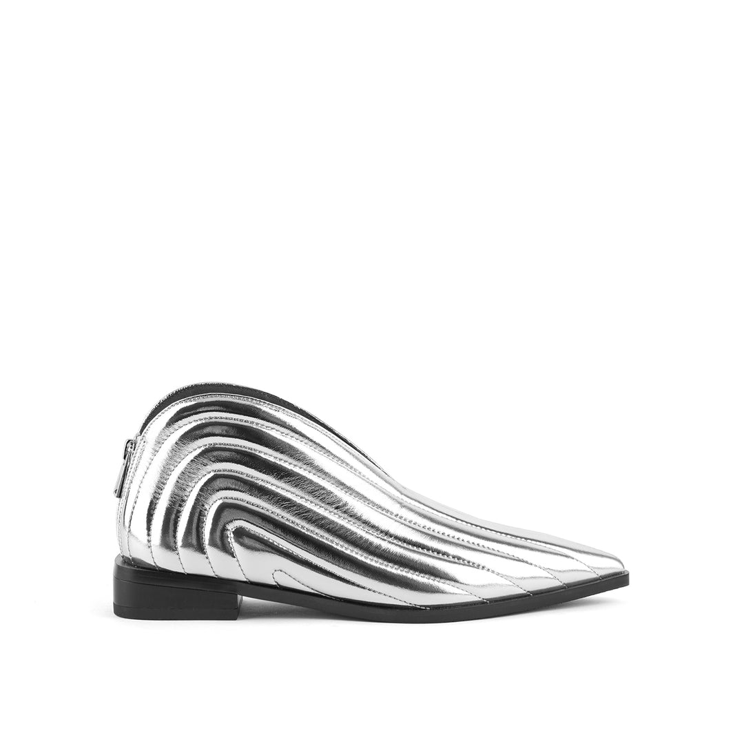 luna lo silver 1 outside
