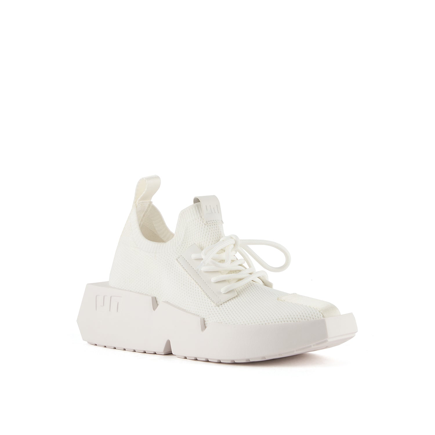 Mega Juno – United Nude