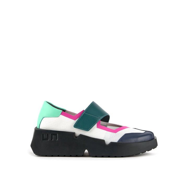 mega robot jane fuchsion 1 outside