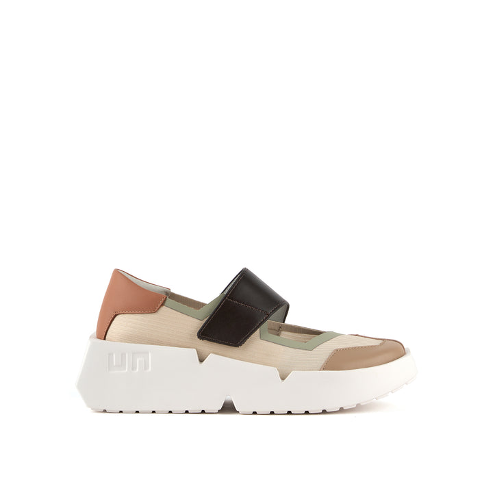 mega robot jane sierra 1 outside