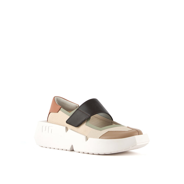 mega robot jane sierra 2 angle out