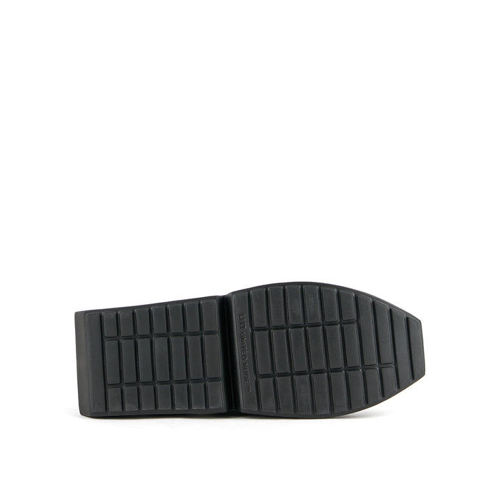 mega run black 6 bottom view
