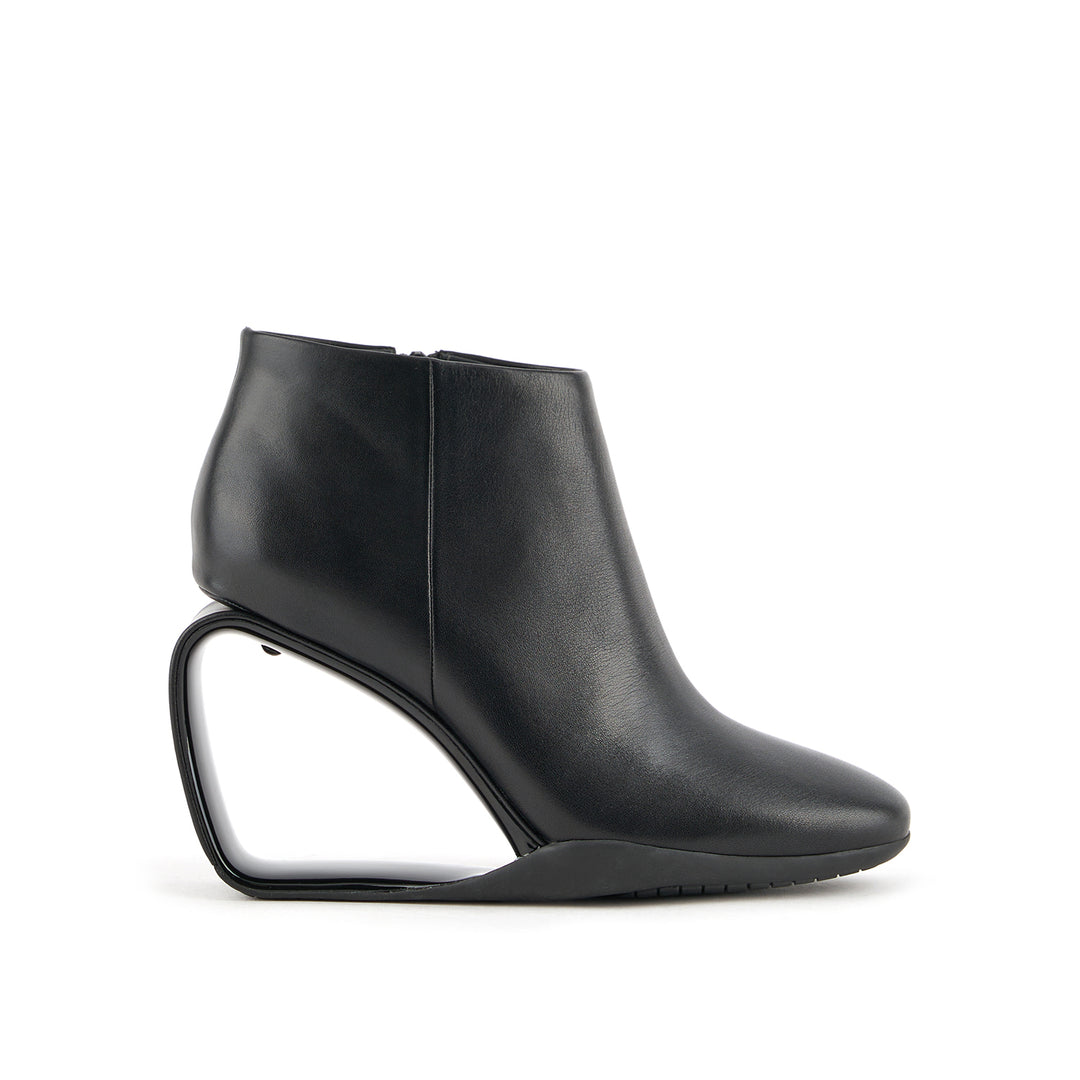 mobius ankle bootie hi black 1 outside view