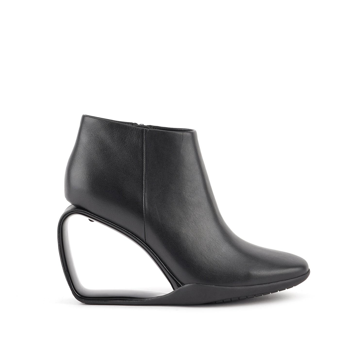 Icons, Returned. – United Nude