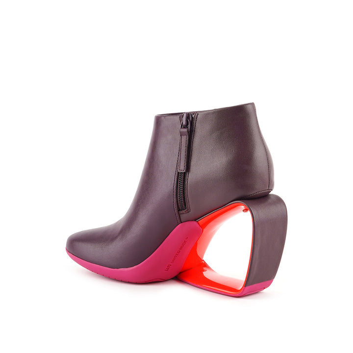 mobius ankle bootie hi cherry mix 4 angle in