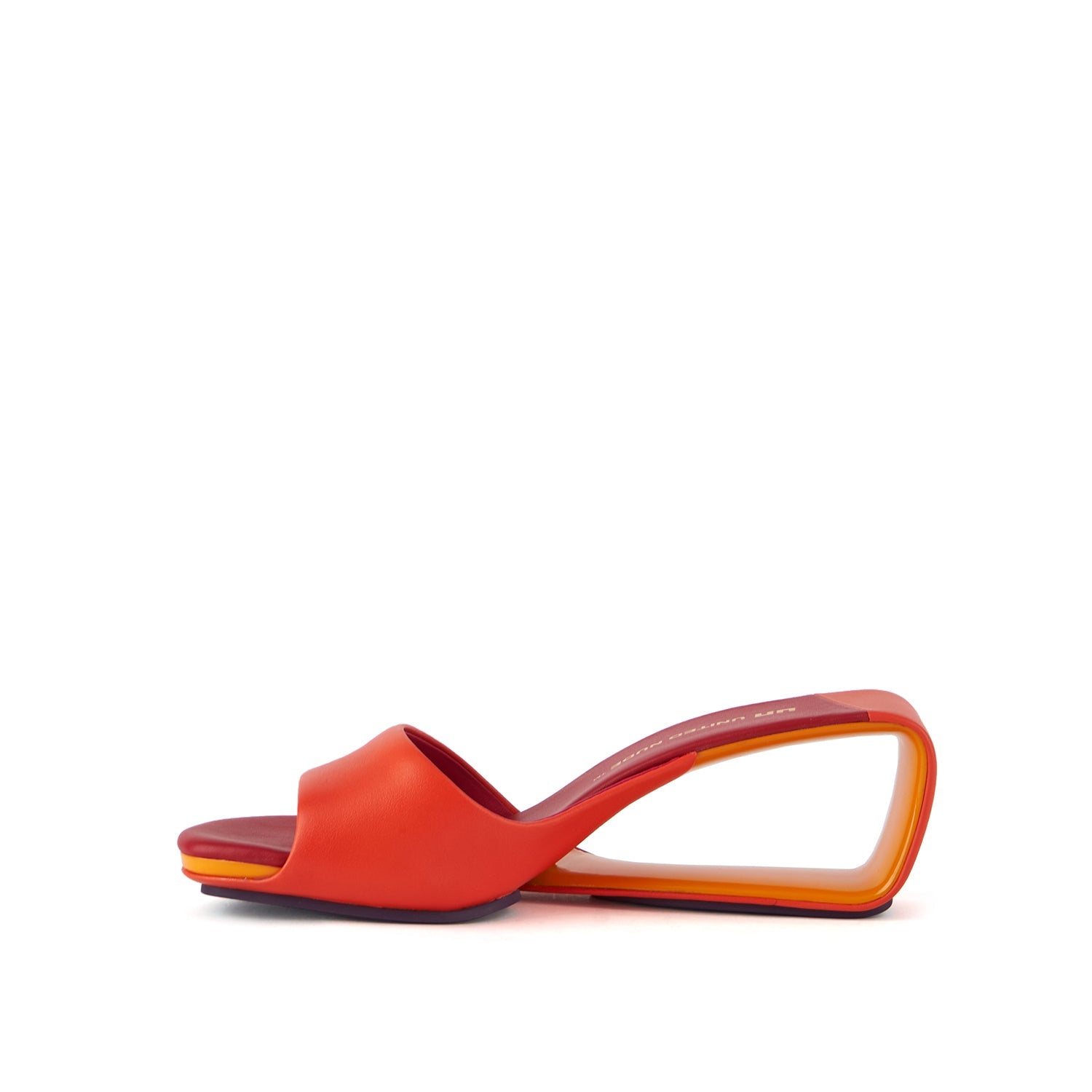 Mobius Mid – United Nude