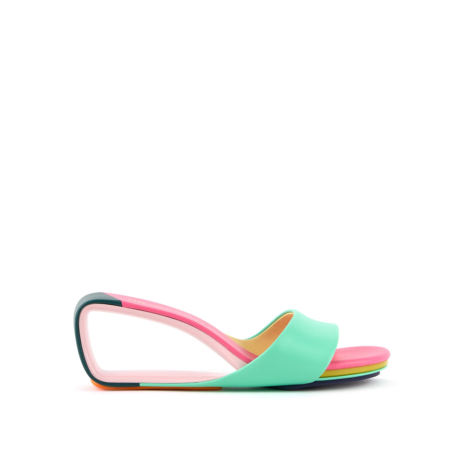 Mobius Mid – United Nude