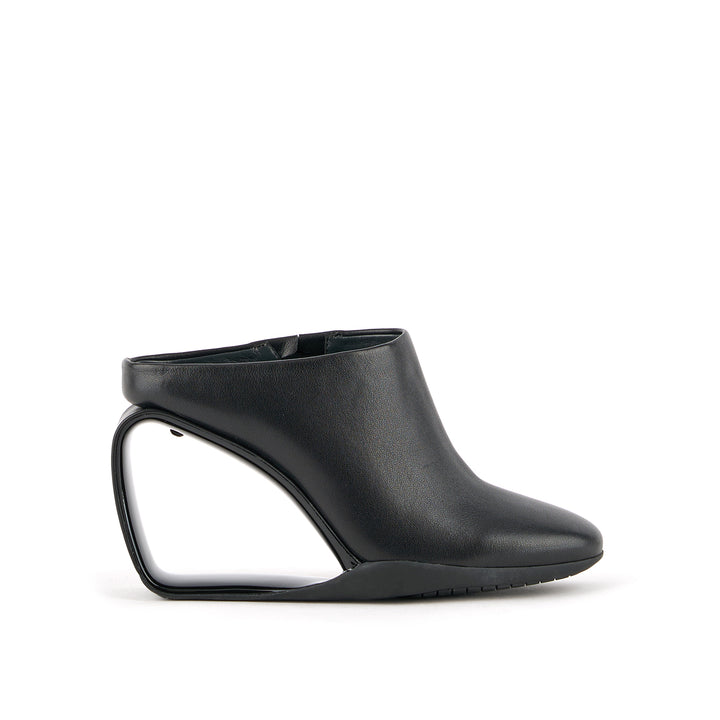 mobius mule hi black 1 outside view