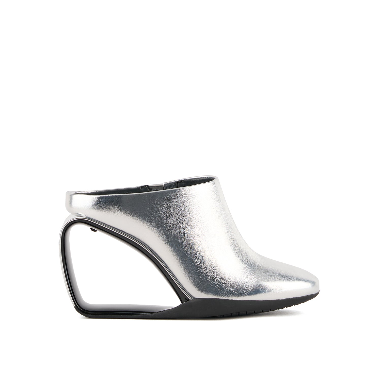 Mobius Hi – United Nude