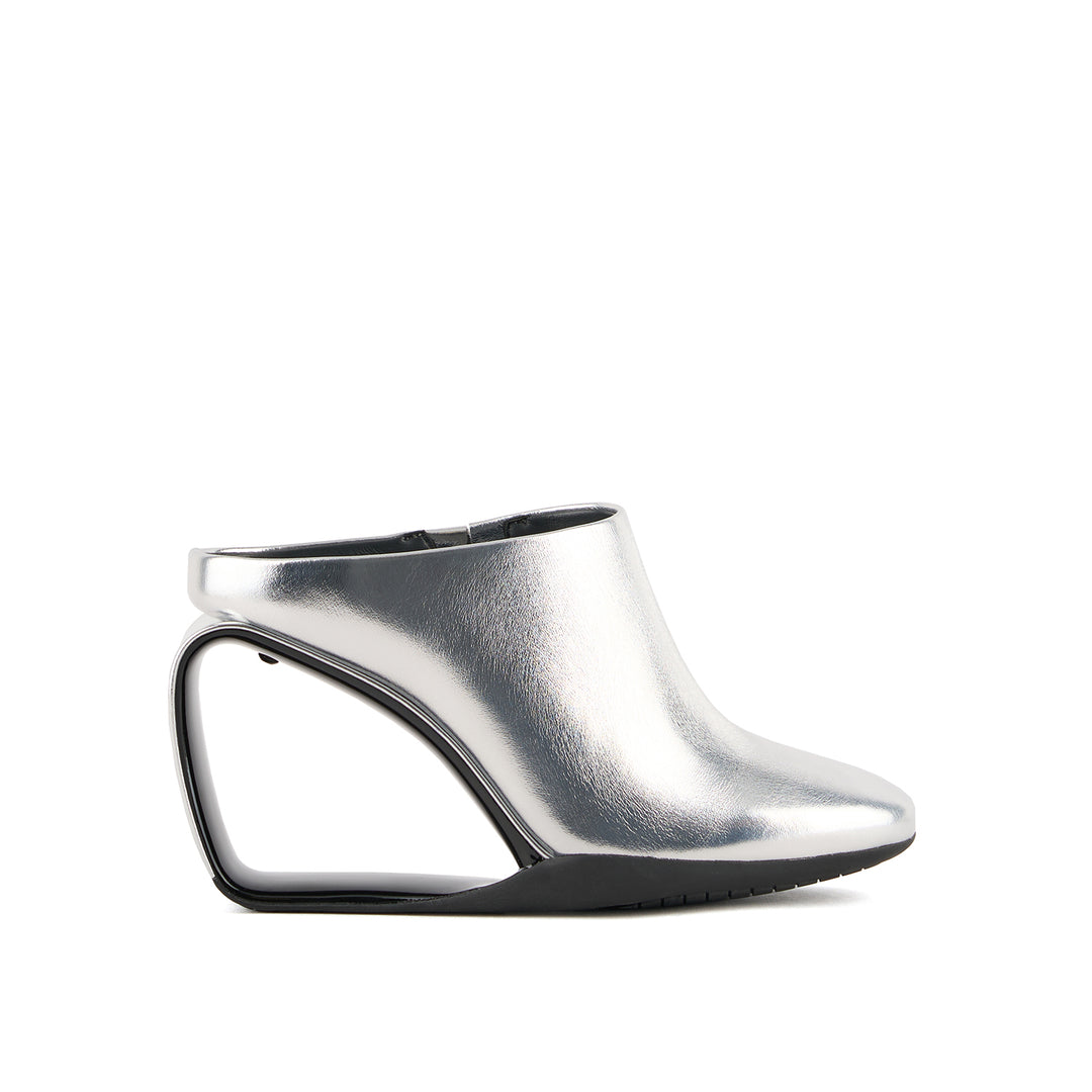 mobius mule hi silver 1 outside view