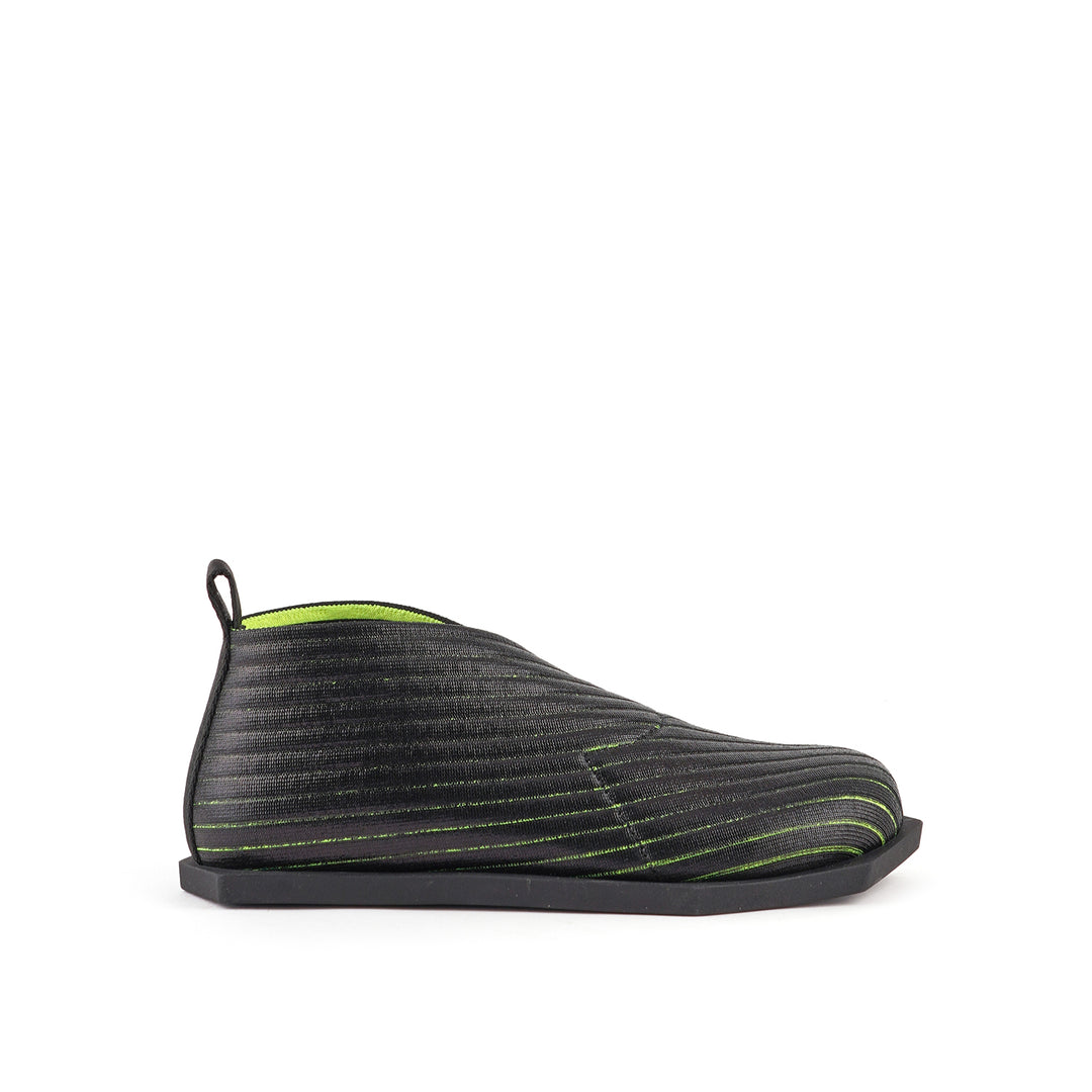 poly fold lo black cyber lime 1 outside