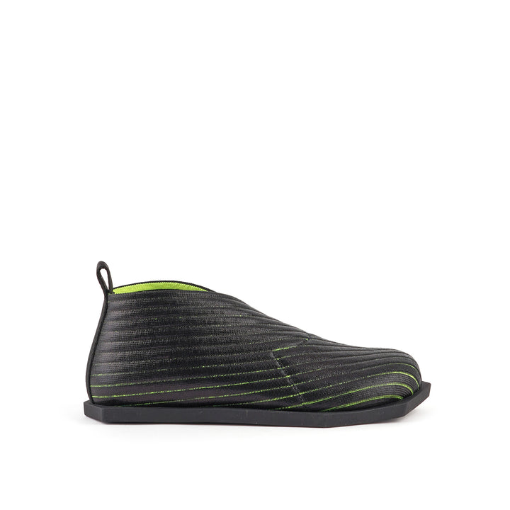 poly fold lo black cyber lime 1 outside