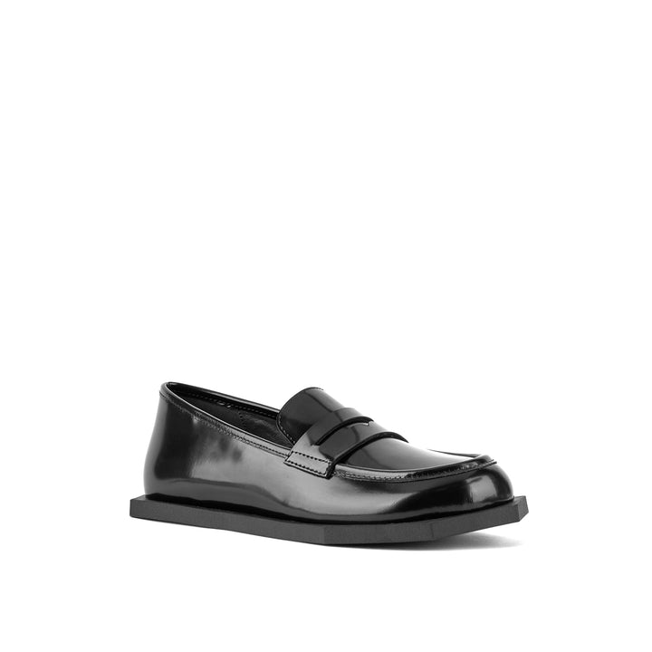 poly loafer lo unisex l black 2 angle out